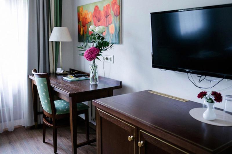 Hotel Friesachers Aniferhof Anif